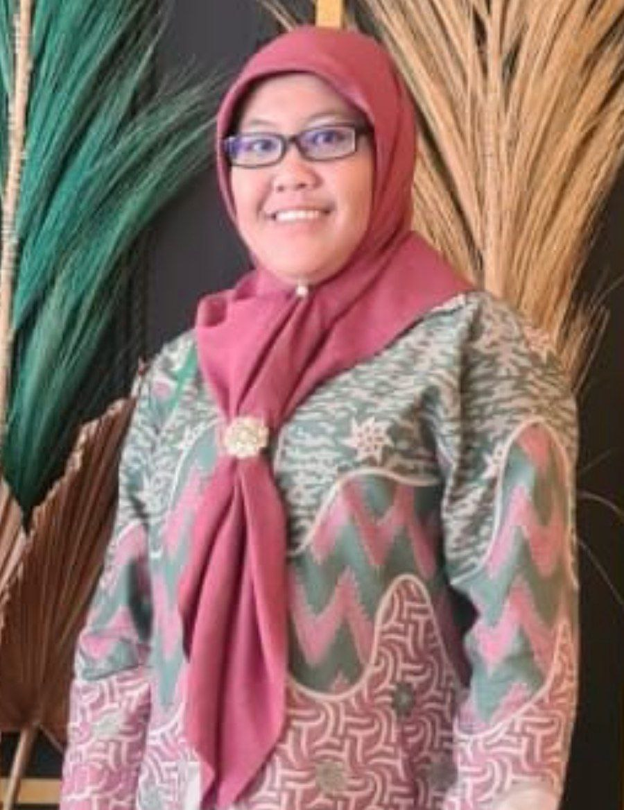Dr. Ainul Uyuni Taufiq, S.P., S.Pd., M.Pd.