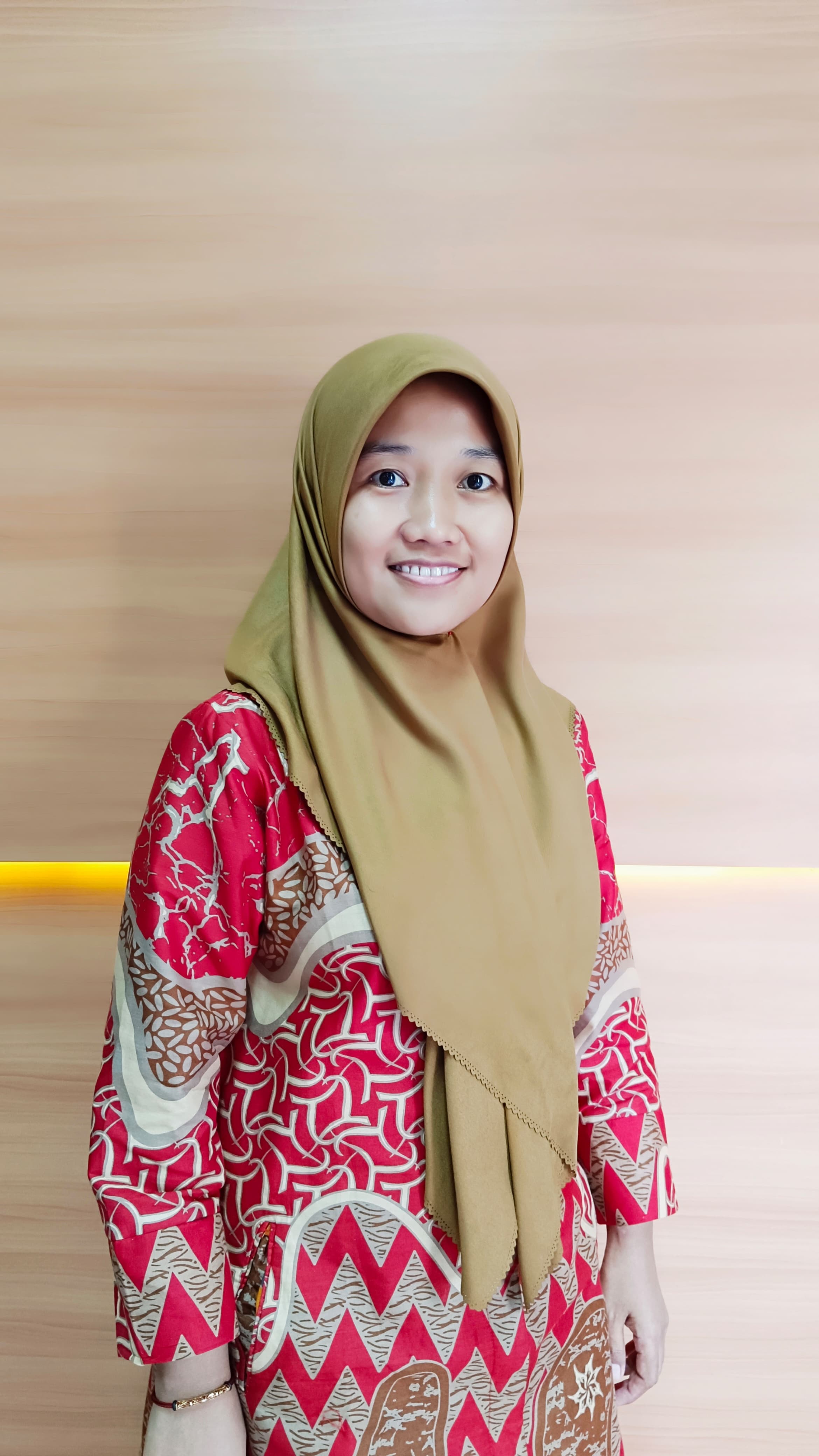 Dr. Fitriani Nur, S.Pd.I., M.Pd.